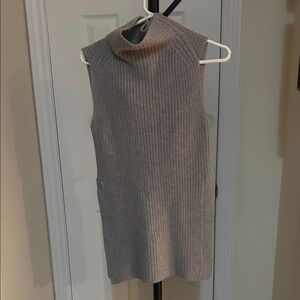 Wilfred Gray Ribbed Knit 100% wool long Top